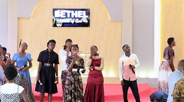 Bethel Praise Team - Mimi Siwezi Neno Lolote Bila Wewe Yesu